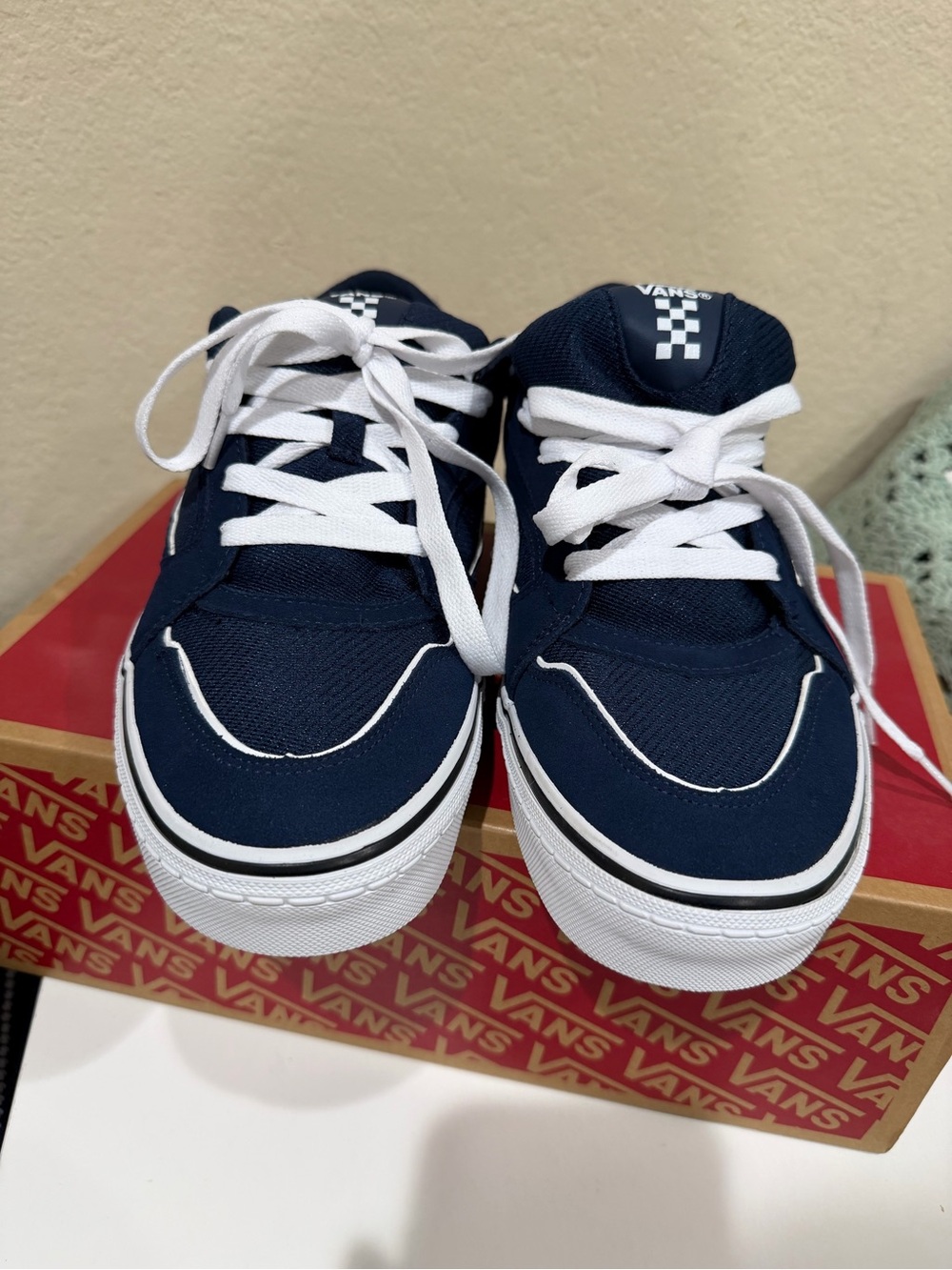Vans mens Navy Blue Skate Sneakers with White Accents